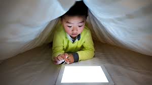 Excessive screen time delay sleep time of kids