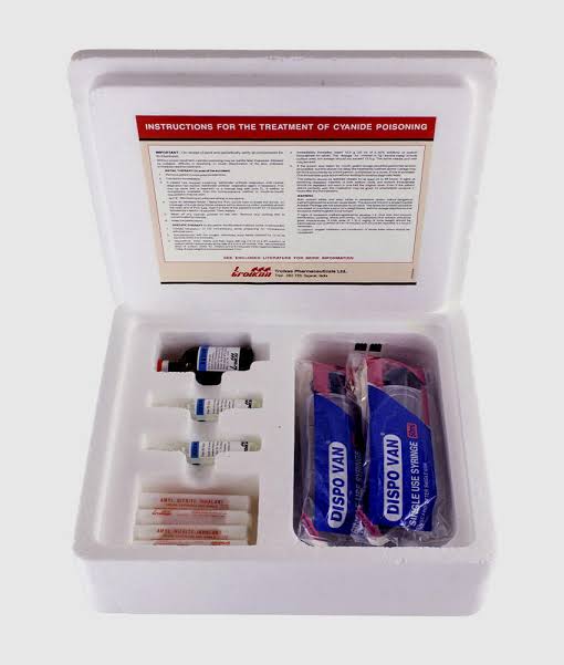 Antidote kit for cyanide poisoning 